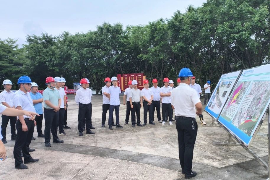 东源县项目部承办东源“百千万工程”现场观摩会.jpg